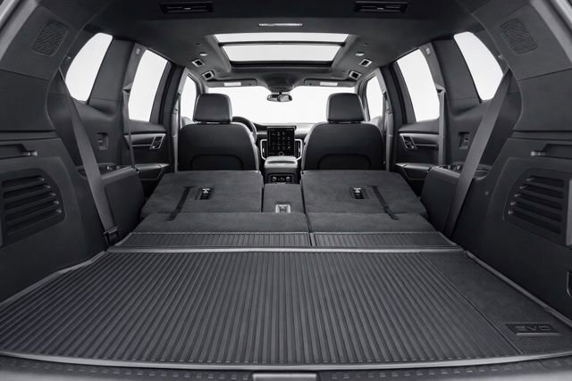 Used 2024 GMC Acadia Elevation w/ Luxury Package image 11