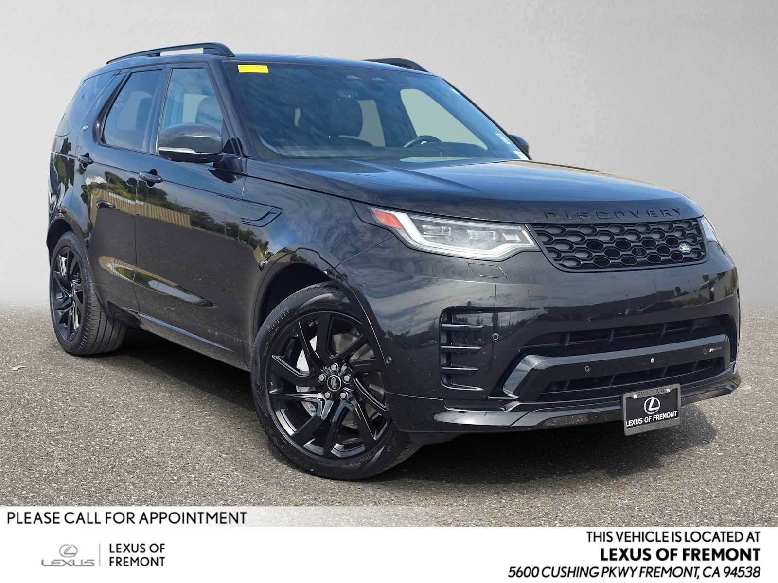 Used 2023 Land Rover Discovery S R-Dynamic AWD/4WD image 1