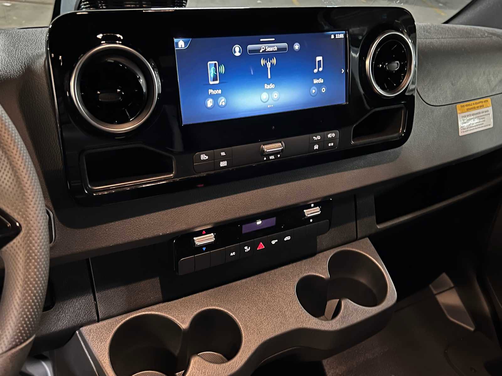 Used 2025 Mercedes-Benz Sprinter 2500 image 27