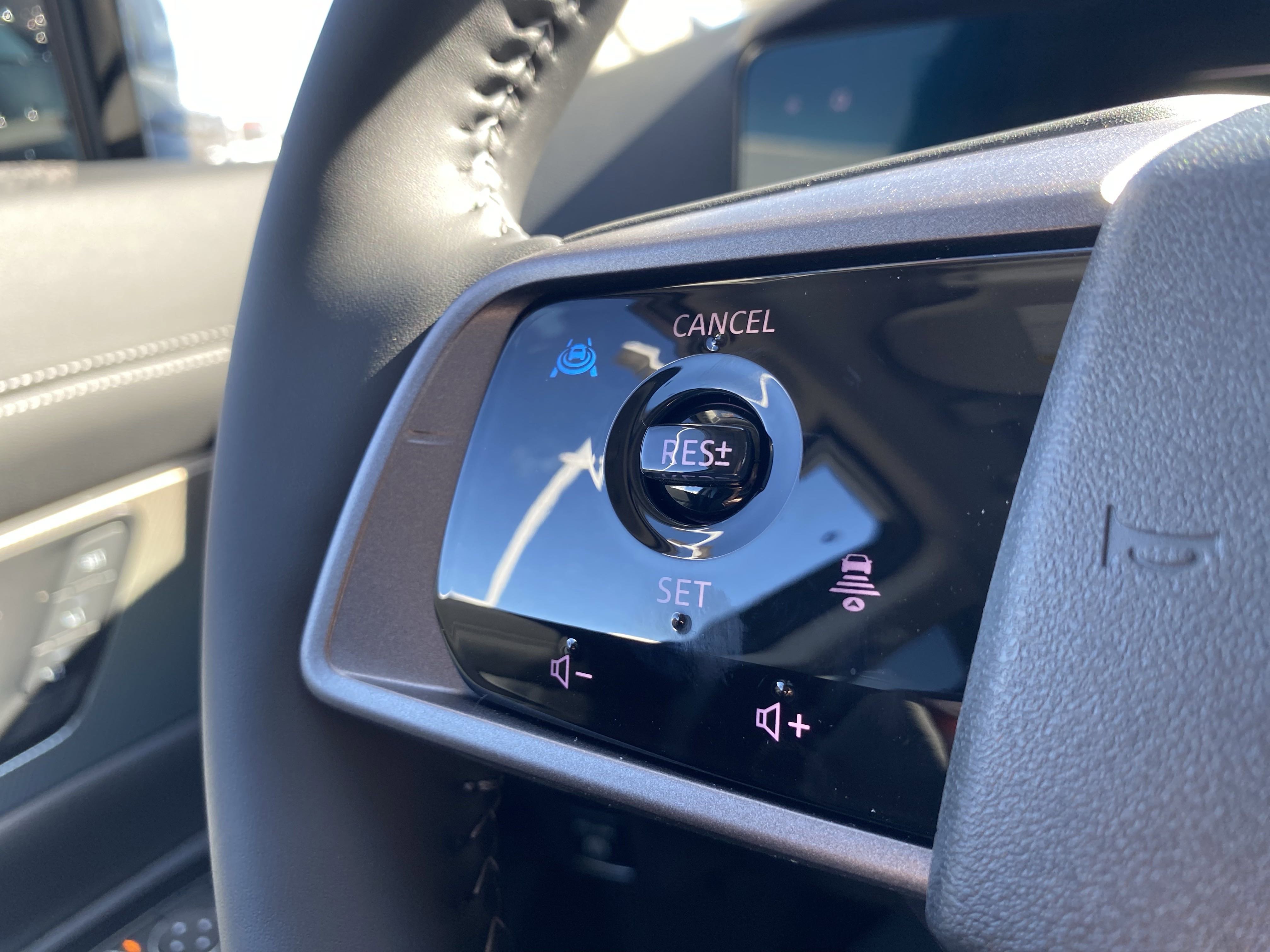 New 2025 Nissan Murano SL image 19