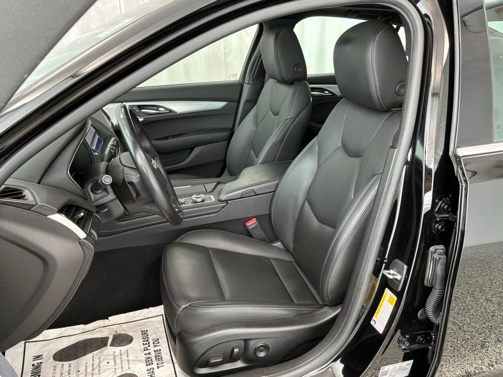 Used 2023 Cadillac CT5 Luxury w/ Sun And Sound Package AWD/4WD image 11