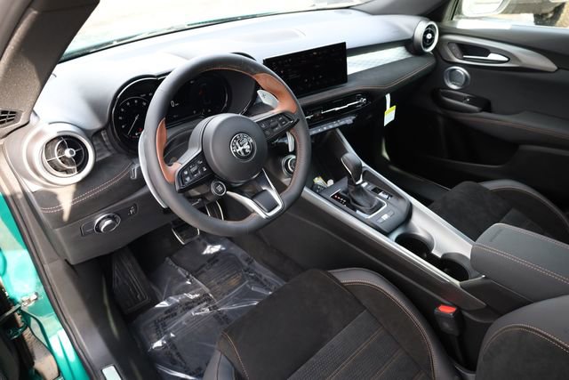 New 2025 Alfa Romeo Tonale image 10
