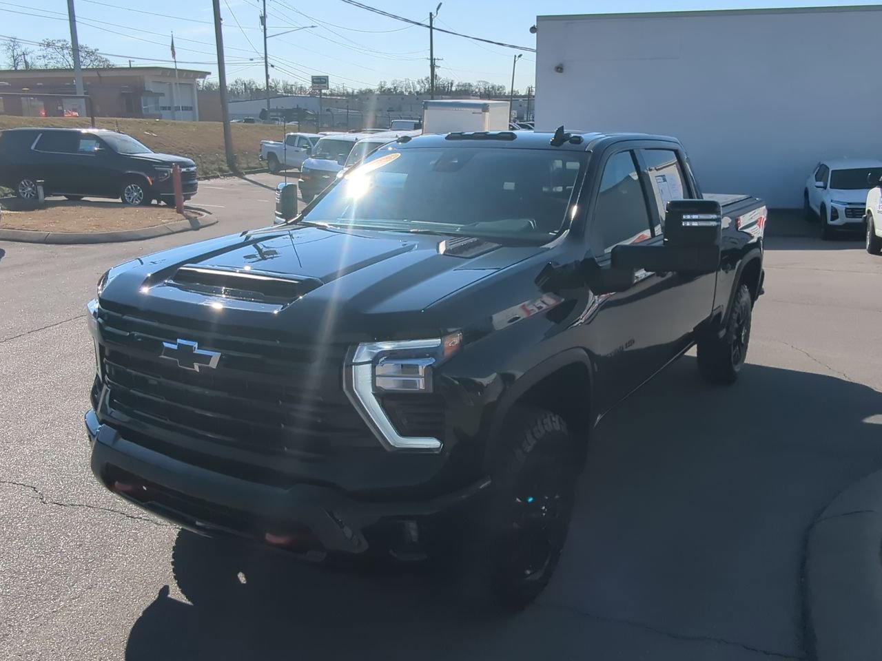 Used 2025 Chevrolet Silverado 3500 LTZ w/ Trail Boss Package image 4