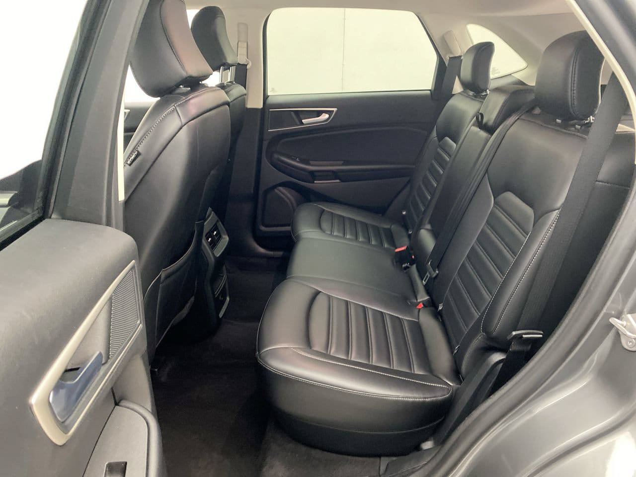Used 2024 Ford Edge SEL AWD/4WD image 23