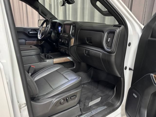 Used 2021 Chevrolet Silverado 1500 High Country w/ Technology Package AWD/4WD image 7