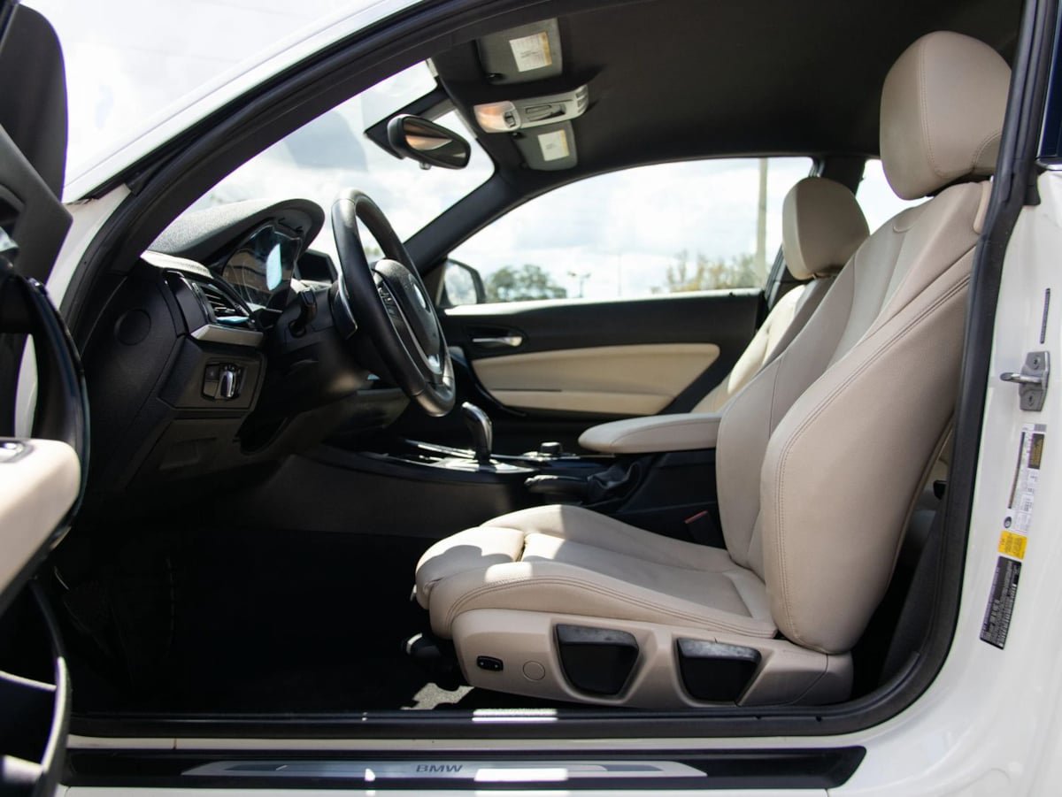 Used 2017 BMW 230i Coupe RWD image 18