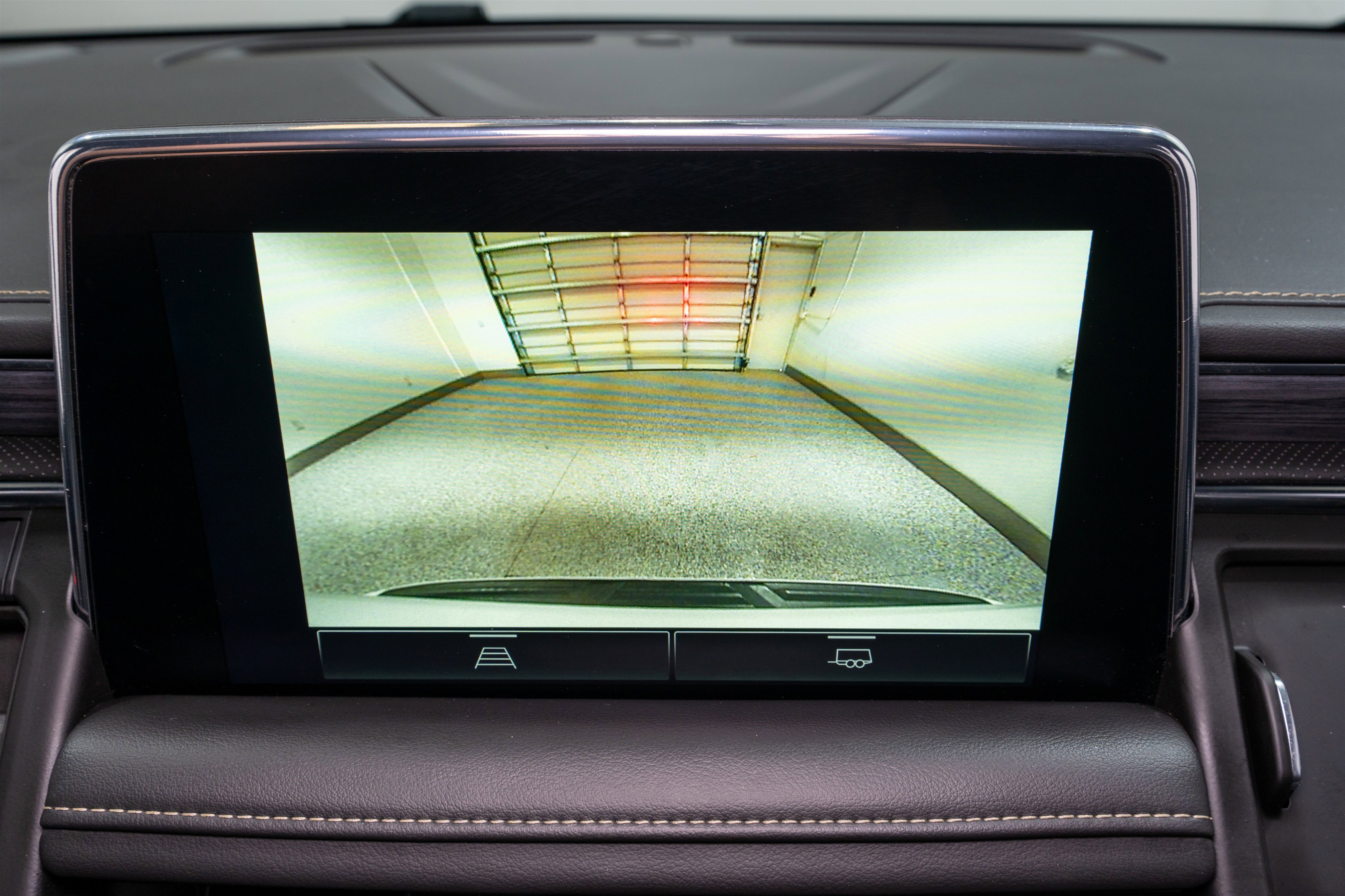 Used 2022 GMC Yukon XL SLT image 19