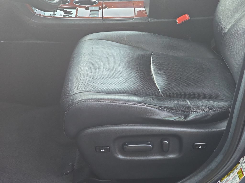 Used 2012 Toyota Highlander Limited w/ Tow Pkg AWD/4WD image 33