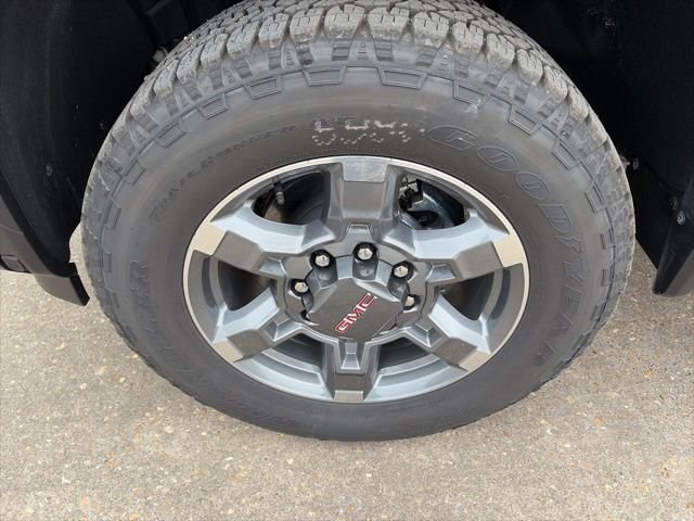 New 2026 GMC Sierra 2500 SLT w/ SLT Premium Package image 10