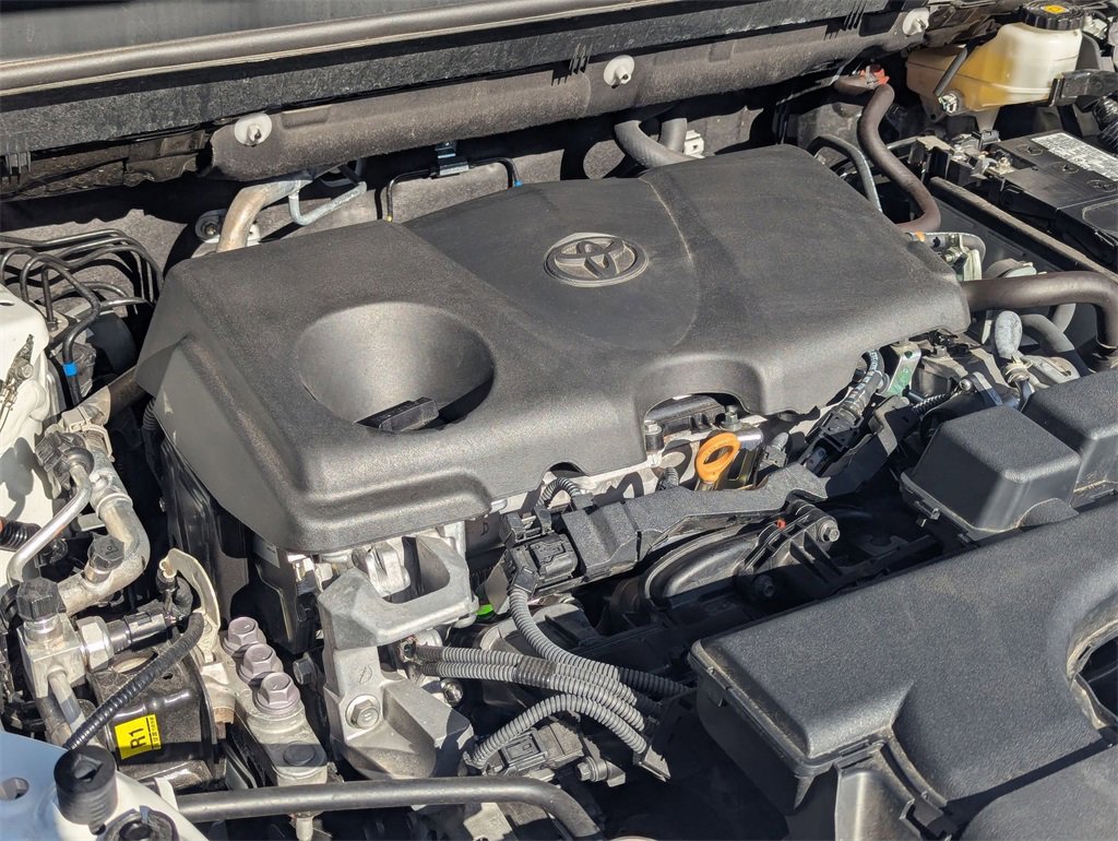 Used 2025 Toyota RAV4 LE image 30