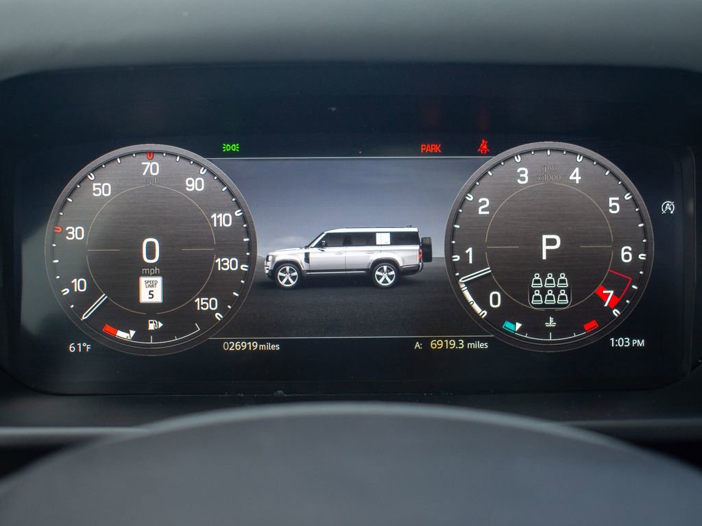 Used 2023 Land Rover Defender 130 X-Dynamic SE image 14