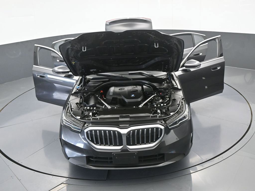 Used 2024 BMW 530i xDrive image 88