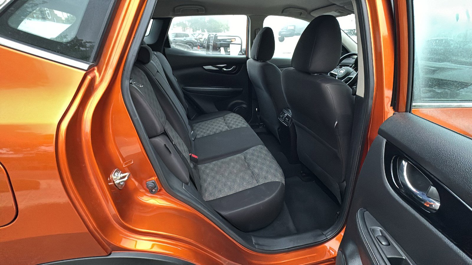 Used 2022 Nissan Rogue Sport SV image 20