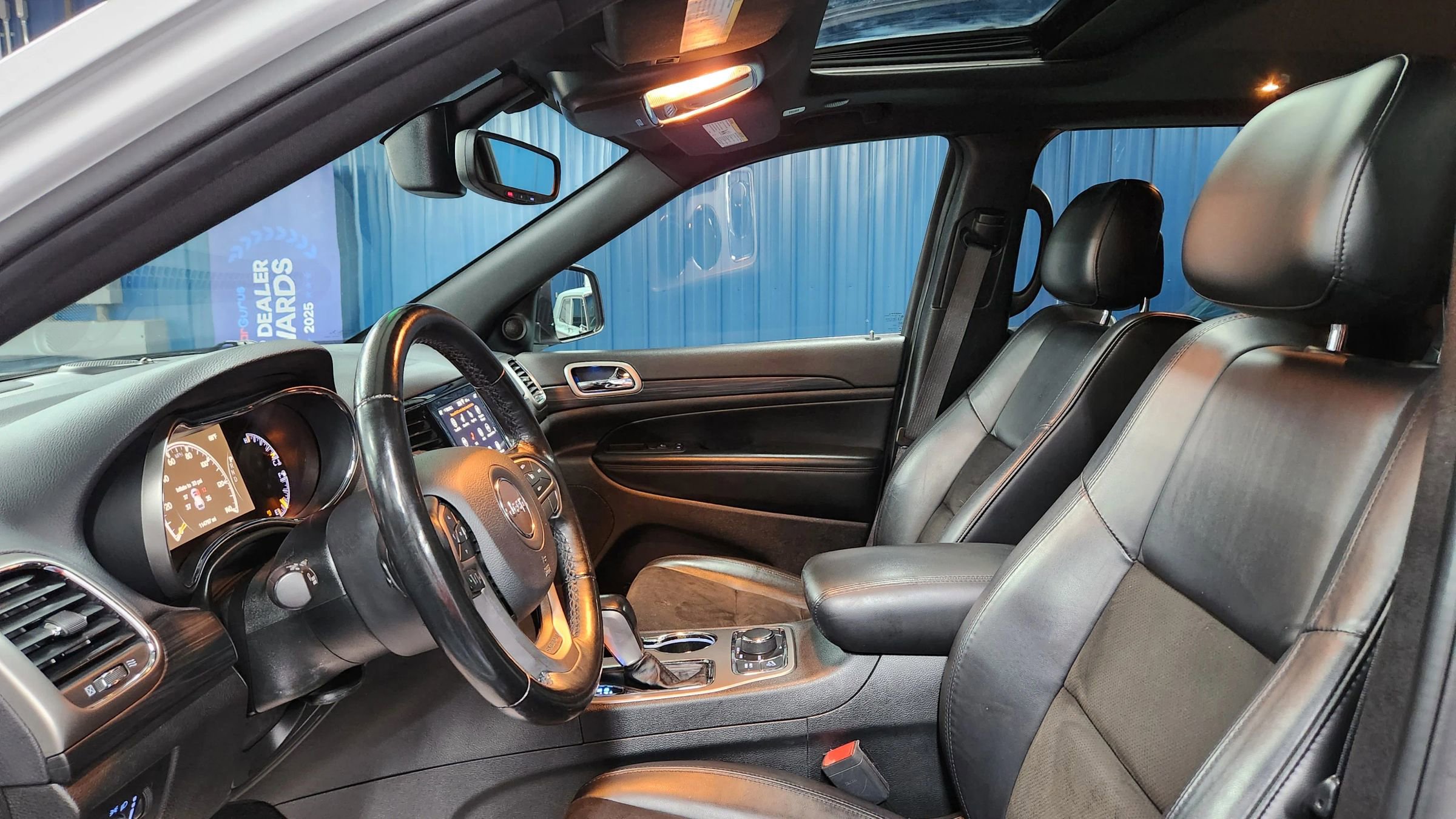 Used 2020 Jeep Grand Cherokee Laredo w/ Quick Order Package 2BN North image 6