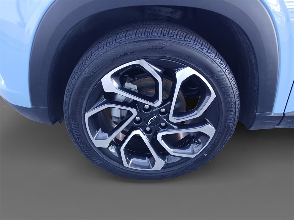 Used 2024 Chevrolet Trax RS w/ Sunroof Package image 15