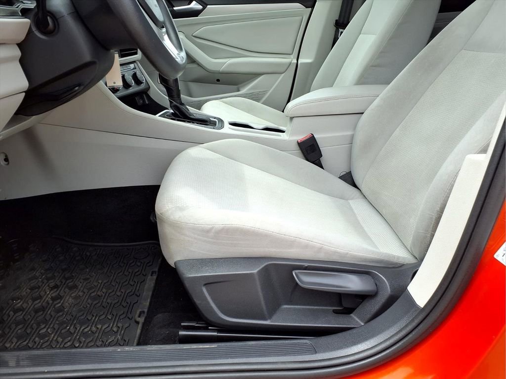 Used 2019 Volkswagen Jetta S image 23