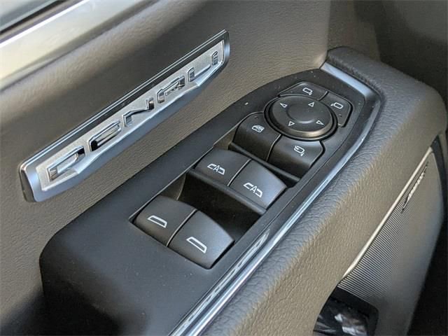 New 2026 GMC Sierra 1500 Denali w/ LPO, Utility Wall Package image 30