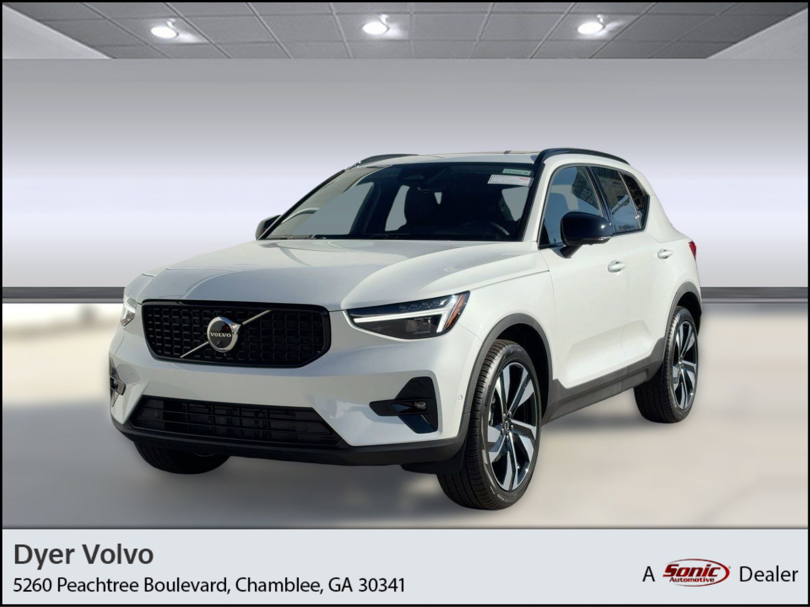 New 2026 Volvo XC40 B5 Ultra w/ Climate Package video 1