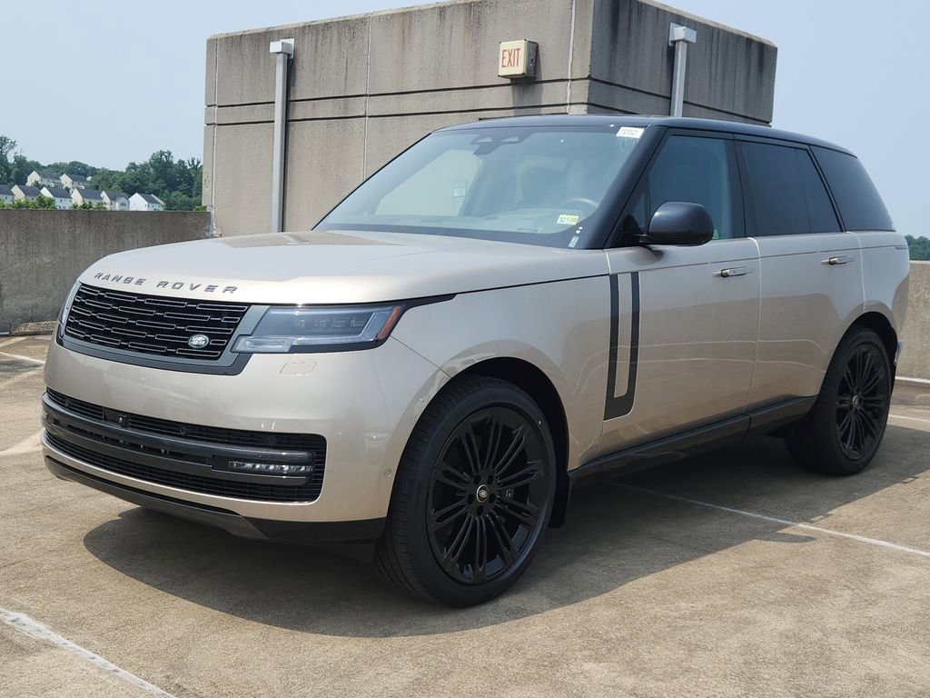 New 2025 Land Rover Range Rover SE