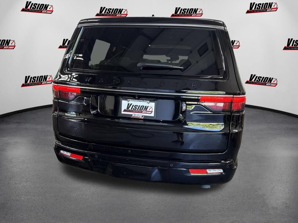 Used 2025 Jeep Wagoneer Series III AWD/4WD image 6