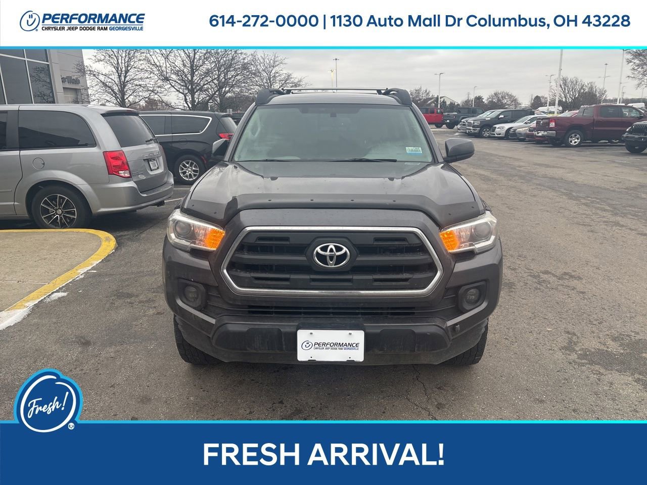 Used 2017 Toyota Tacoma TRD Off-Road image 9