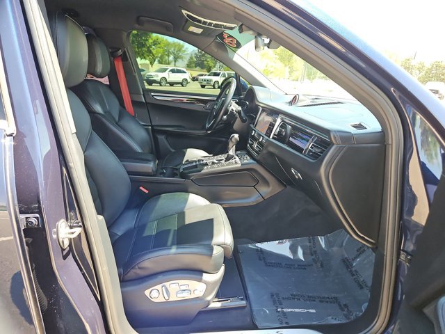Used 2020 Porsche Macan S AWD/4WD image 21