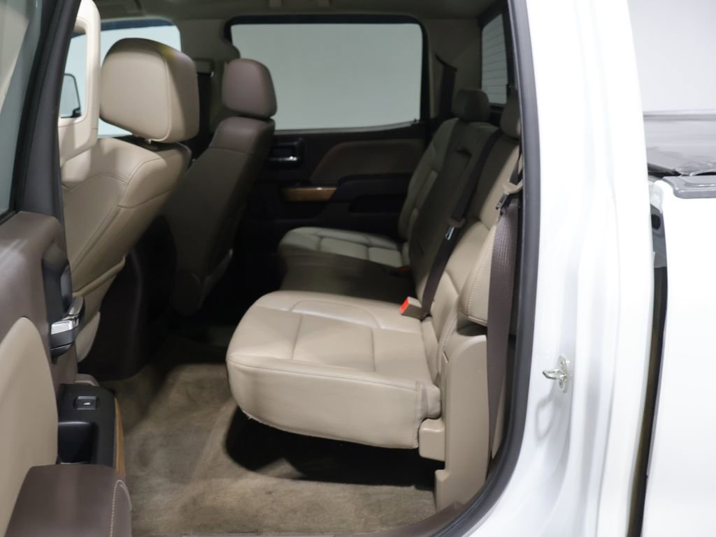 Used 2018 Chevrolet Silverado 1500 LTZ w/ LTZ Plus Package AWD/4WD image 18