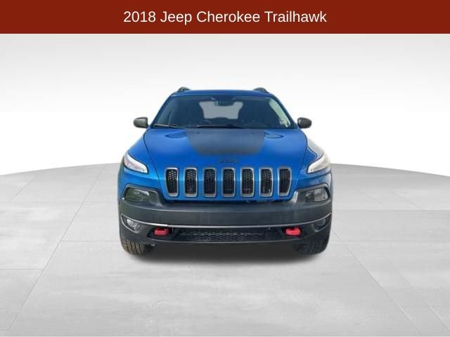 Used 2018 Jeep Cherokee Trailhawk w/ Quick Order Package 27L image 2