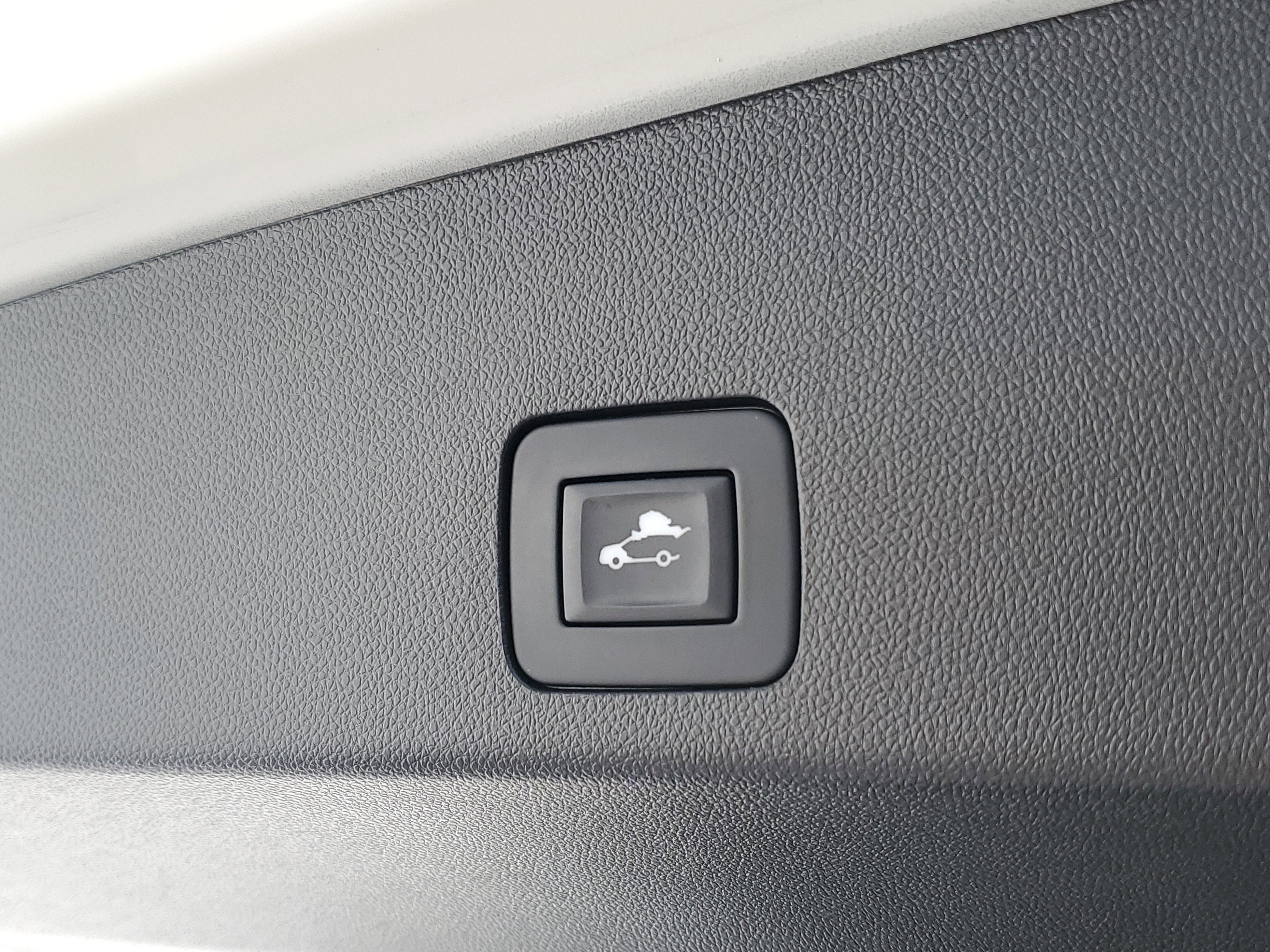 Certified 2023 Buick Encore GX Essence w/ Experience Buick Package image 10