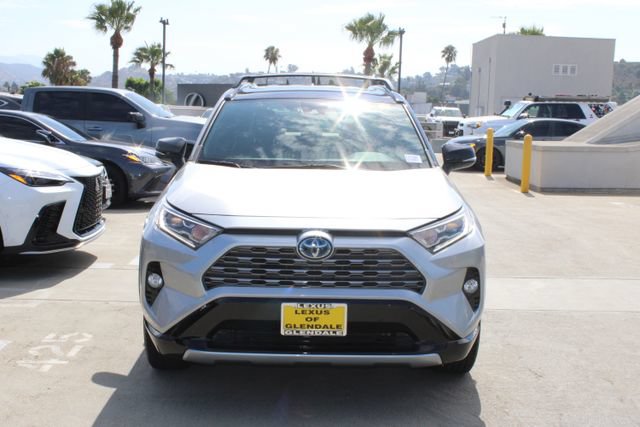Used 2021 Toyota RAV4 XSE AWD/4WD image 2