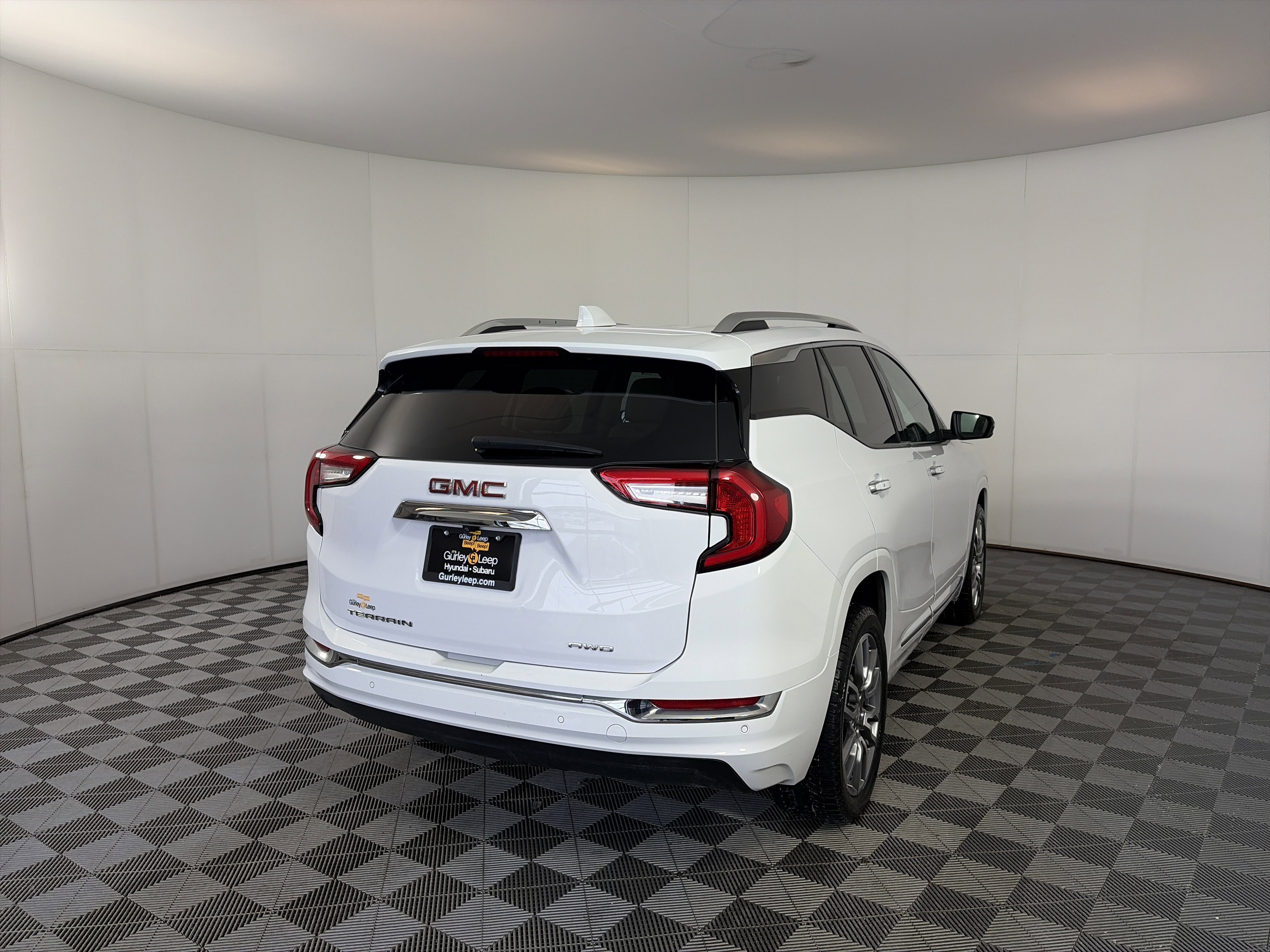 Used 2022 GMC Terrain Denali image 10