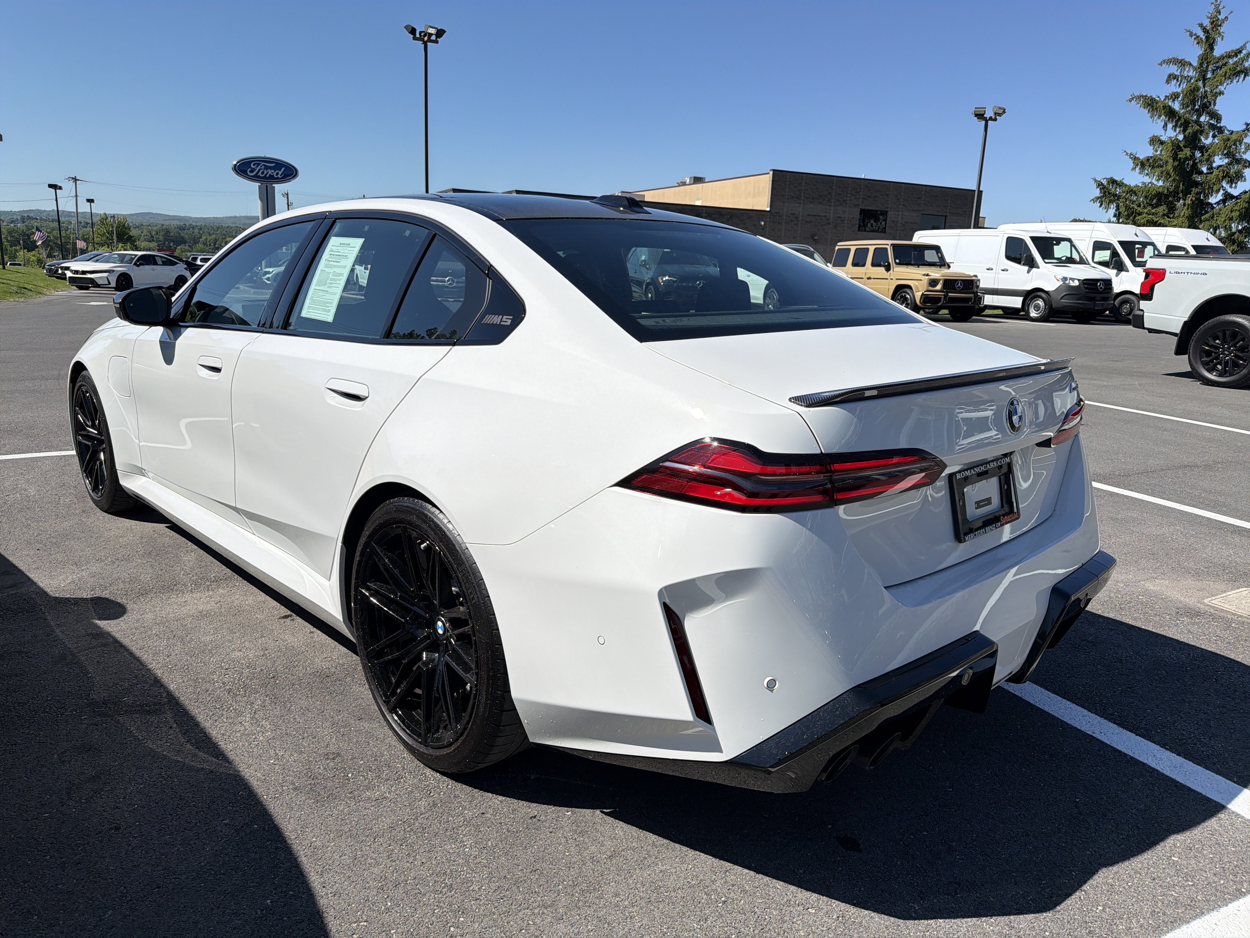 Used 2025 BMW M5 w/ Carbon Package AWD/4WD image 5