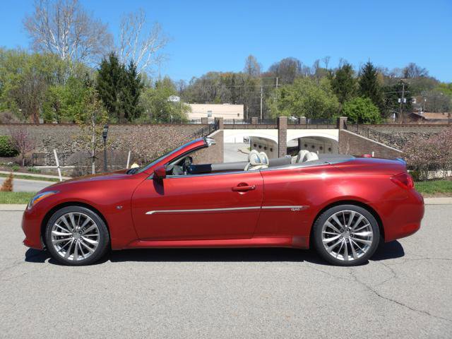 Used 2014 INFINITI Q60 Convertible w/ Premium Package image 18
