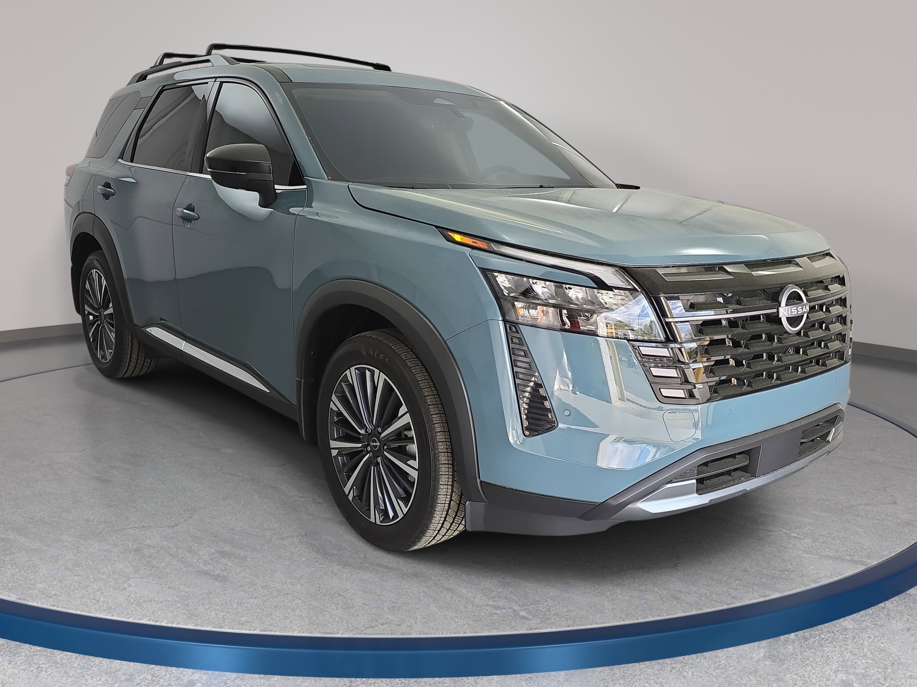 New 2026 Nissan Pathfinder Platinum image 3