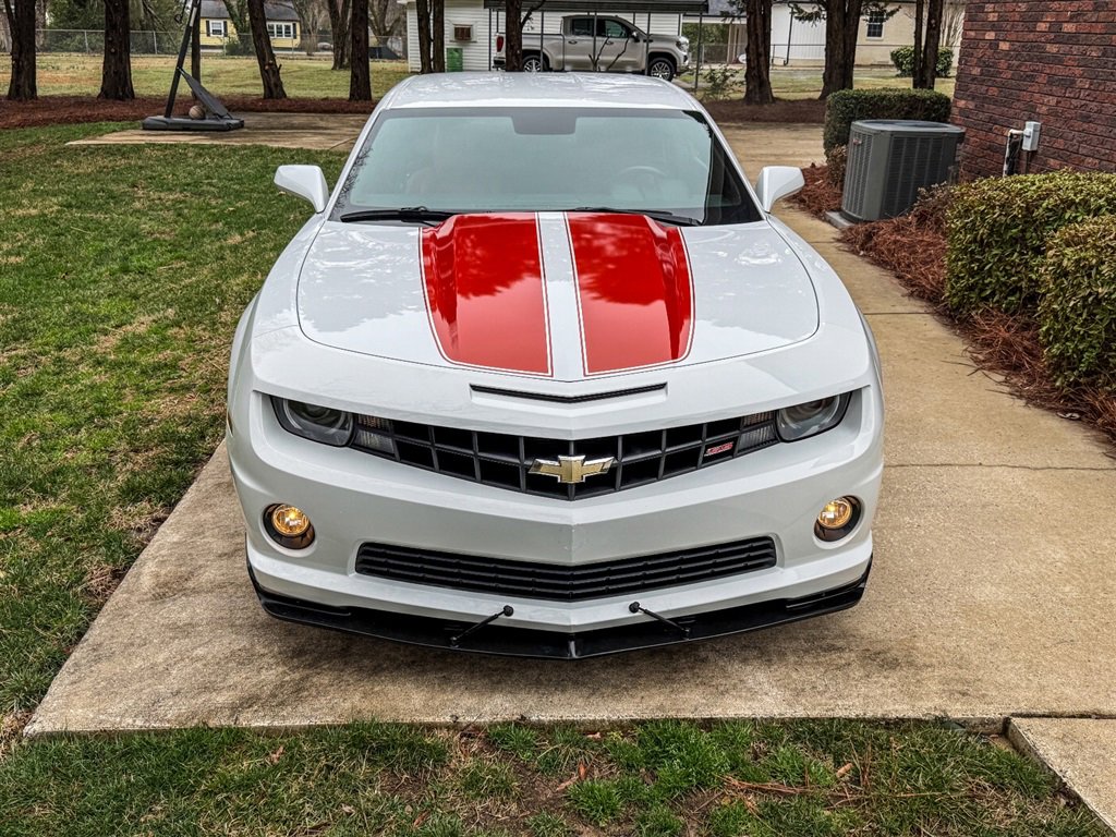 Used 2010 Chevrolet Camaro SS w/ RS Package RWD image 24