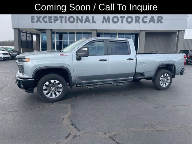 Used 2024 Chevrolet Silverado 2500 Custom w/ Custom Value Package image 2