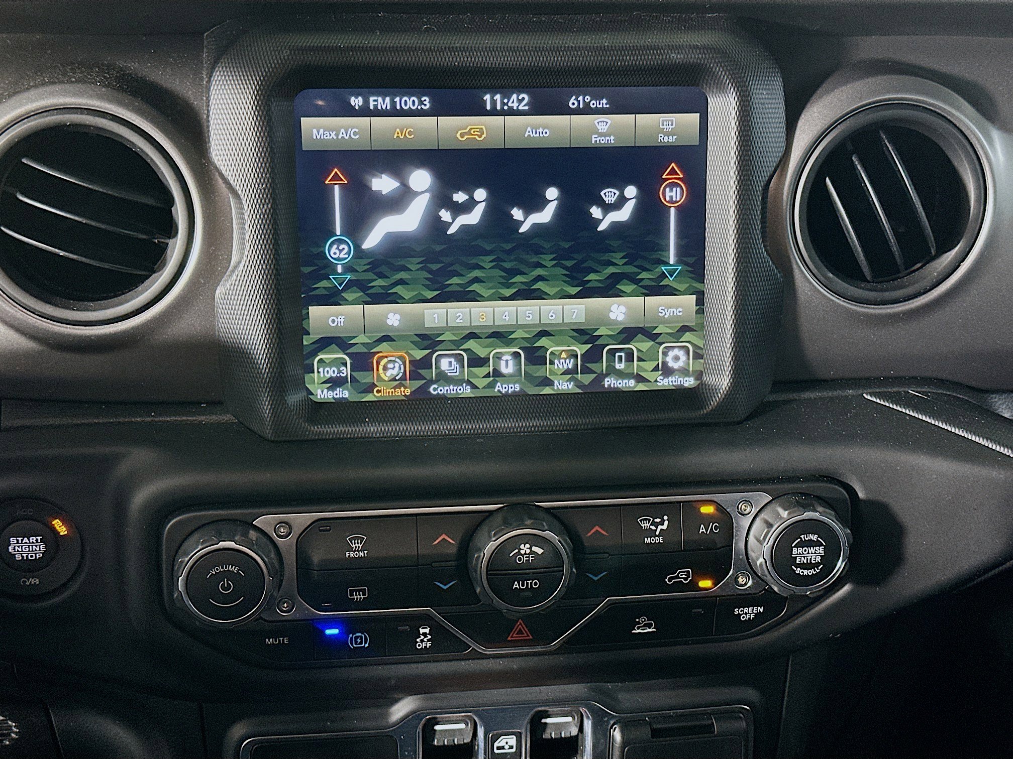 Used 2023 Jeep Wrangler Unlimited w/ 8.4" Radio Group image 23