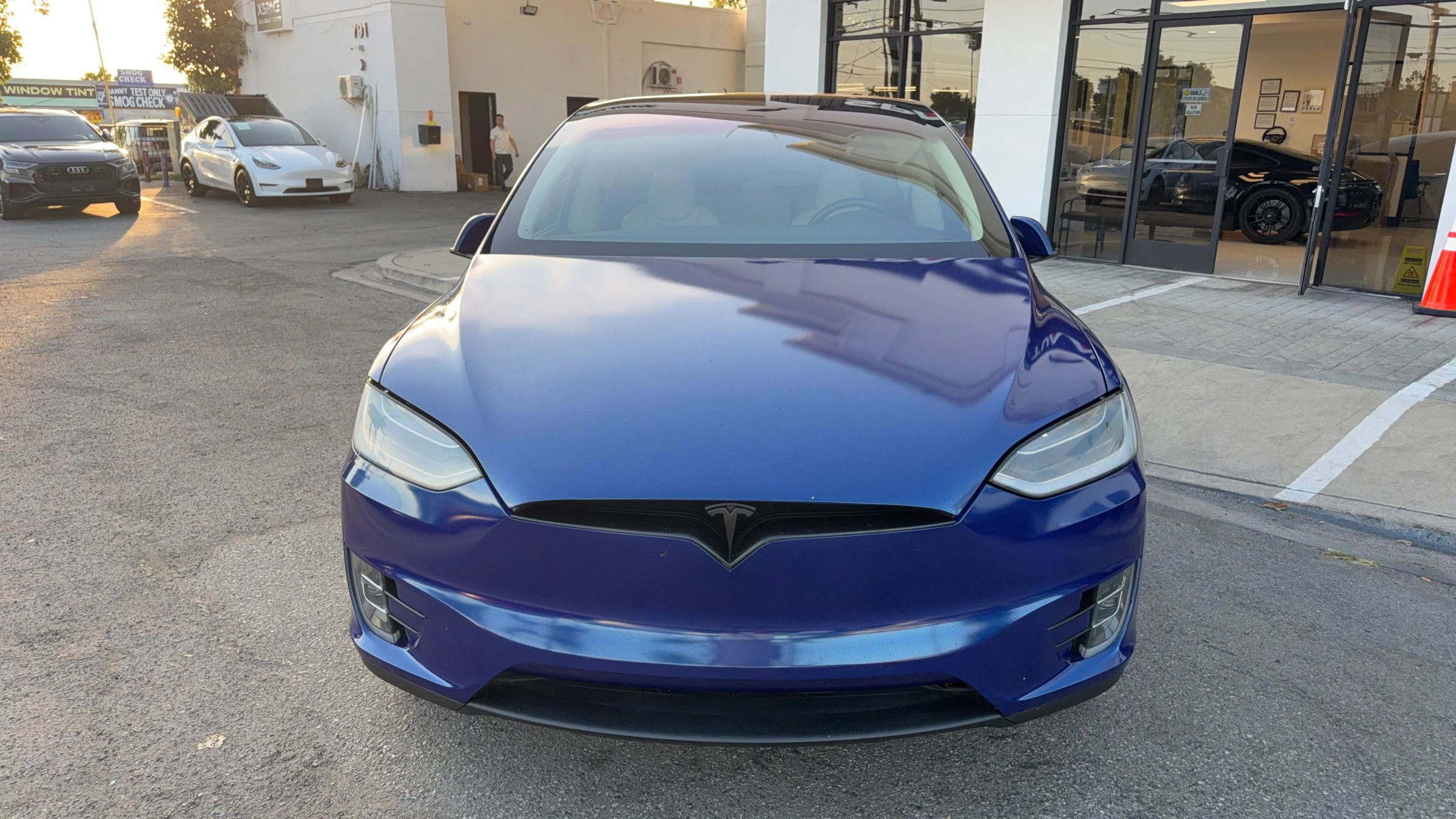 Used 2018 Tesla Model X 100D AWD/4WD image 2