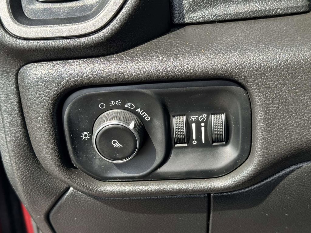 Used 2020 RAM 2500 Tradesman AWD/4WD image 29