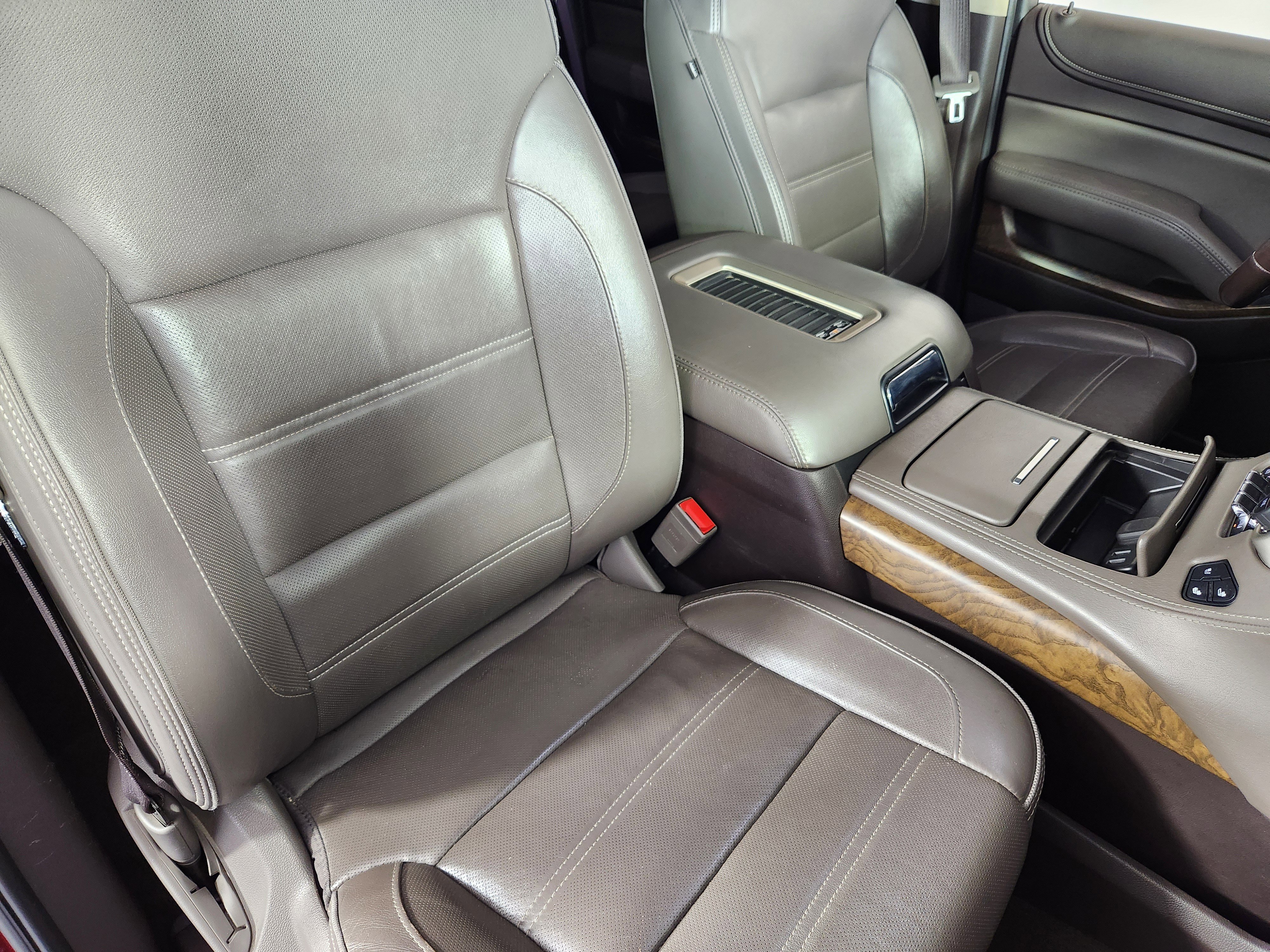 Used 2018 GMC Yukon Denali AWD/4WD image 10
