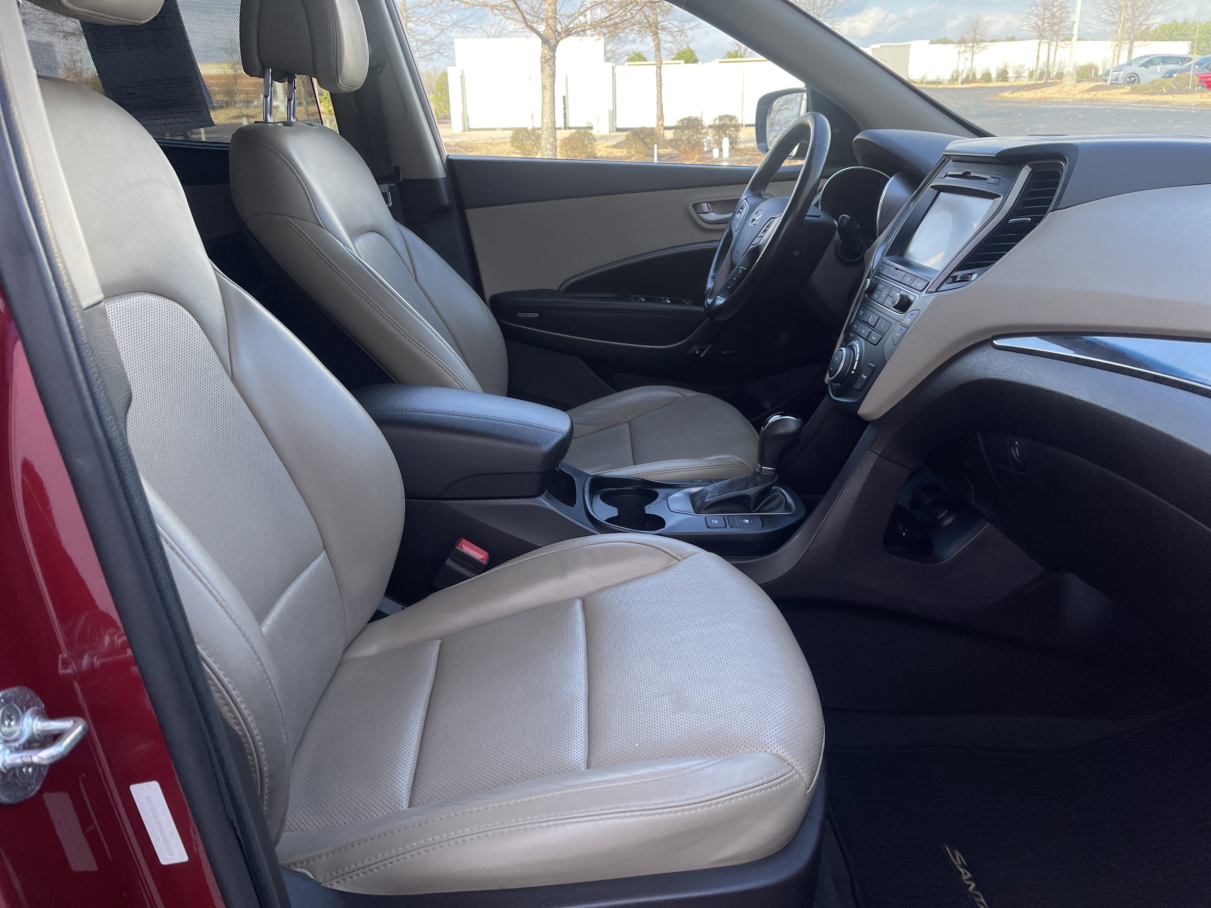 Used 2017 Hyundai Santa Fe Sport w/ 2.4L Tech Package 04 image 31