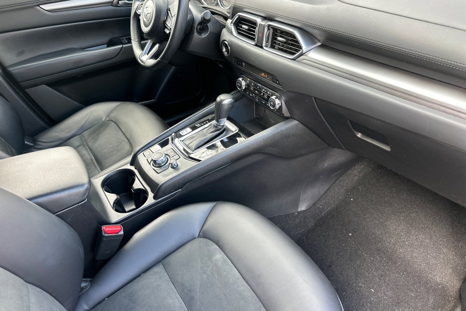 Used 2018 MAZDA CX-5 Touring image 16