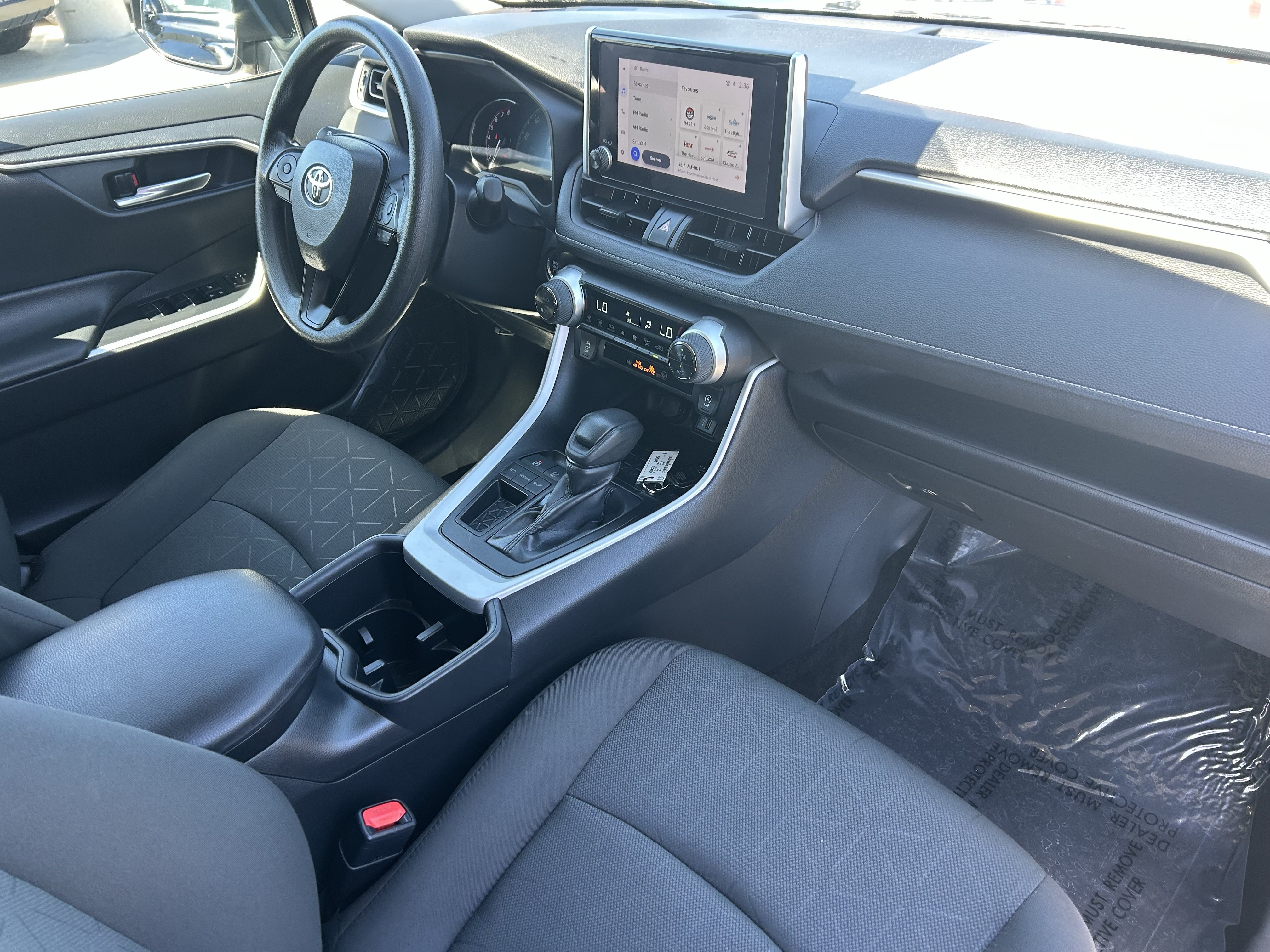 Certified 2024 Toyota RAV4 XLE FWD image 9