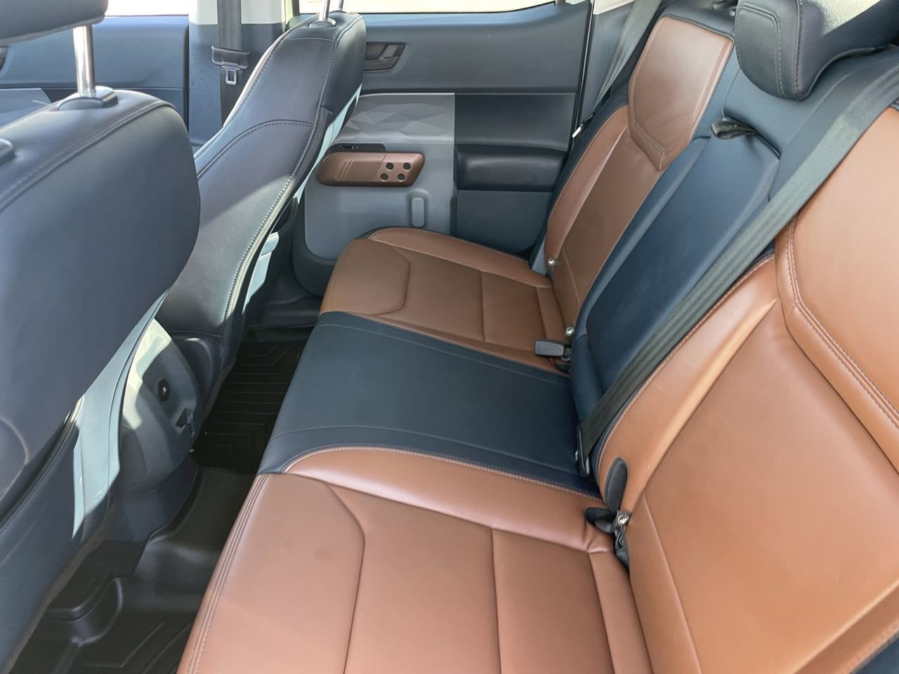 Certified 2023 Ford Maverick Lariat image 14