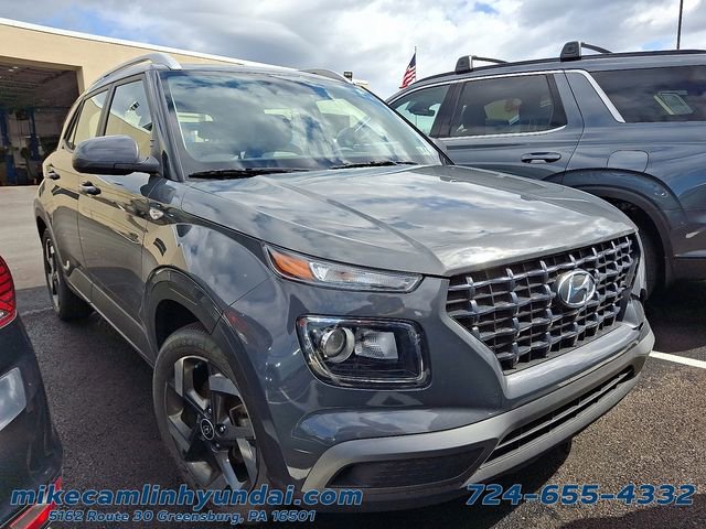Used 2023 Hyundai Venue SEL FWD image 1