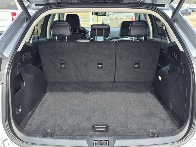 Used 2024 Ford Edge Titanium image 10