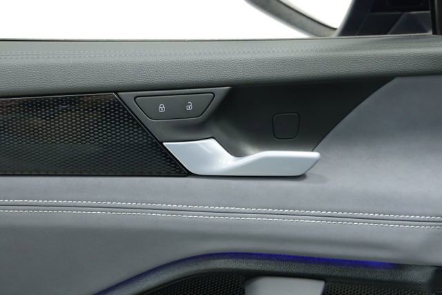 New 2026 Volkswagen Tiguan SE R-Line image 31