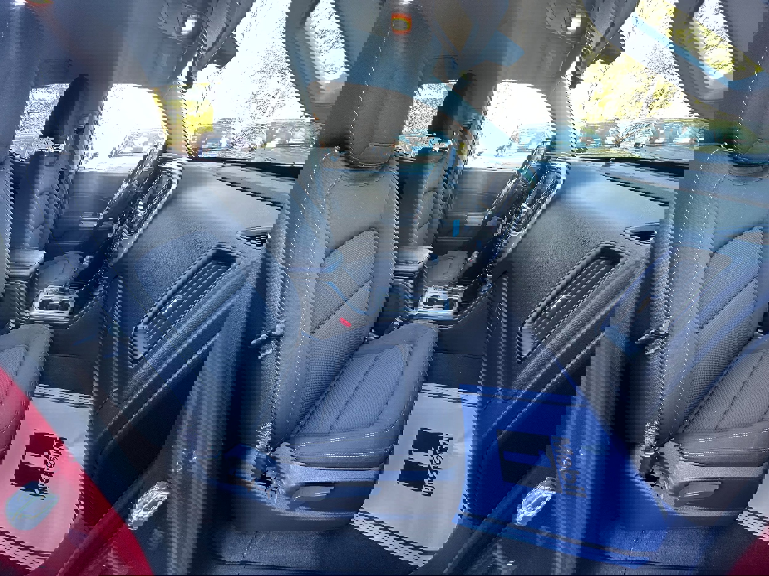 Used 2019 Chevrolet Colorado LT w/ LT Convenience Package image 21