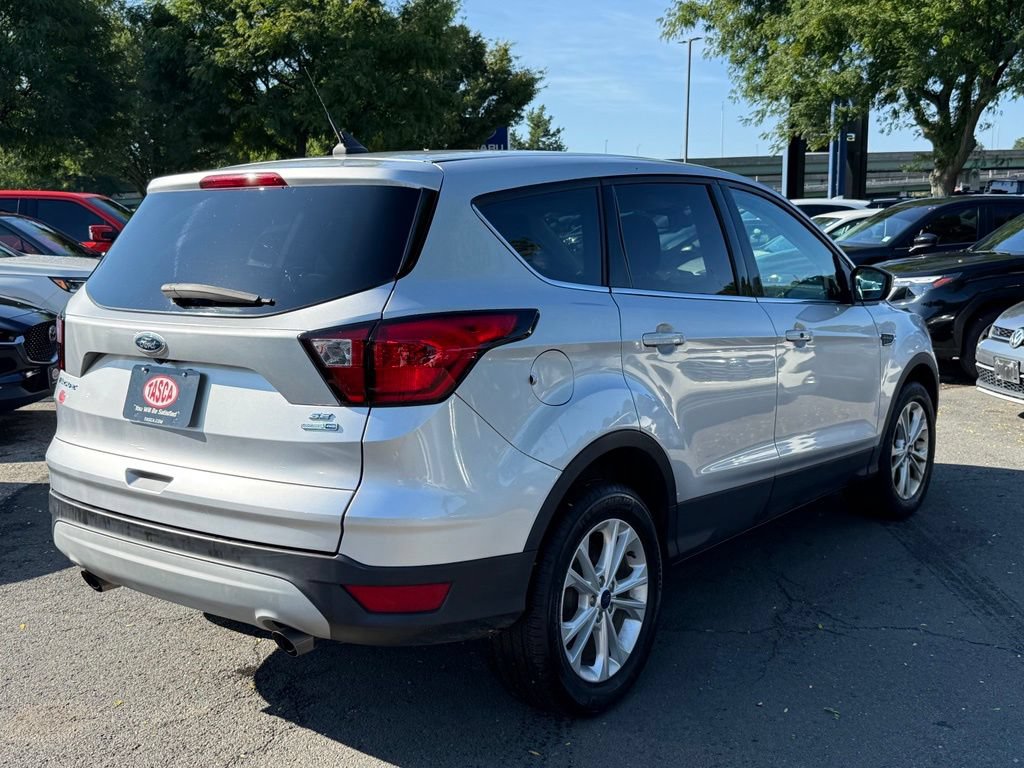 Used 2019 Ford Escape SE AWD/4WD image 6
