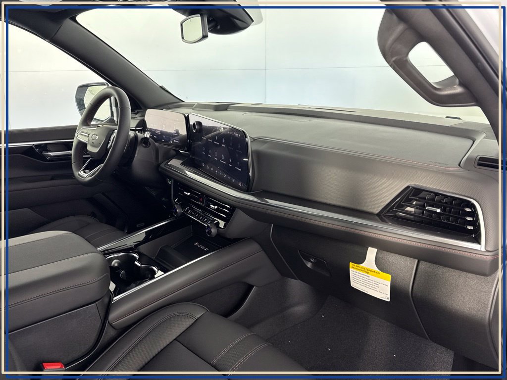 New 2026 Chevrolet Suburban RST w/ RST Capability Package AWD/4WD image 38